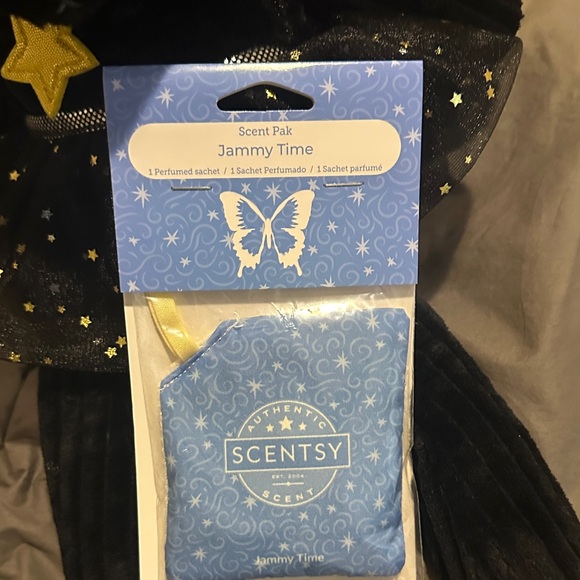 Scentsy Star the Black Cat Buddy - Picture 3 of 4